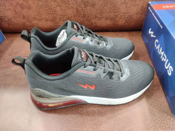 Sports Shoes - Campus