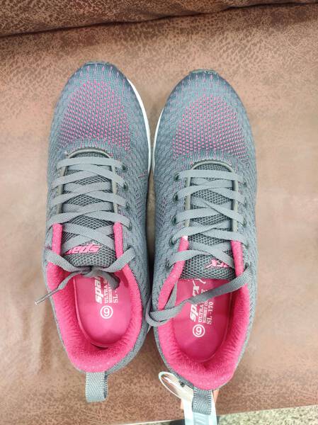 Running Shoe - Sparx