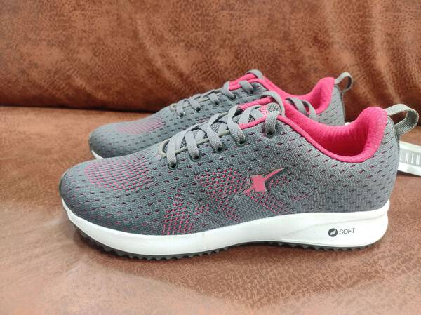 Running Shoe - Sparx