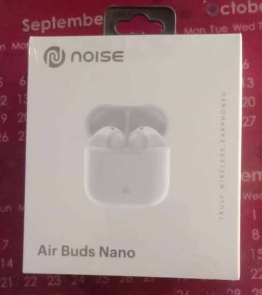 Earbuds - Noise