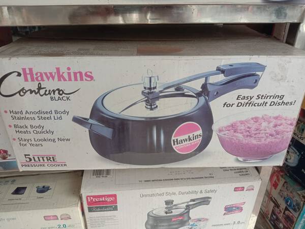  Hawkins CB50 Hard Anodised Pressure Cooker, 5-Liter,Black: Home  & Kitchen