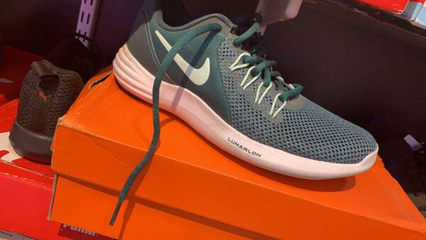 Sports Shoes - Nike