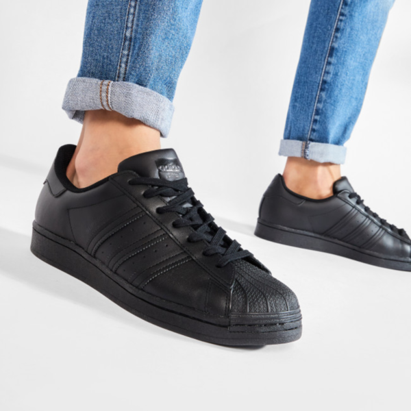 Sneakers (`) - Adidas