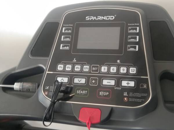 Treadmill - Sparnod Fitness