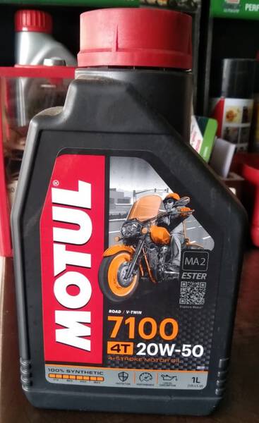 Engine Oil - Motul