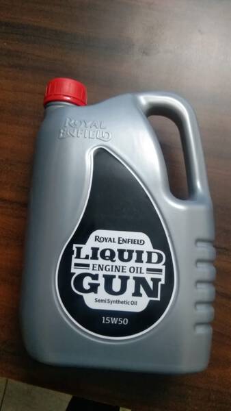 Royal enfield liquid engine oil online gun