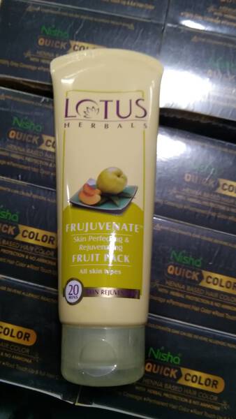 Skin Perfecting & Rejuvenating Fruit Pack - Lotus