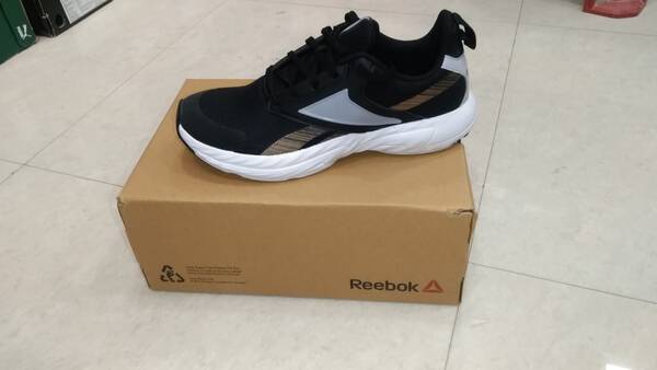 Sports Shoes - Reebok