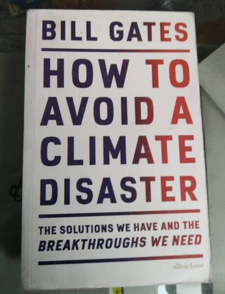 How to Avoid a Climate Disaster - Allen Lane