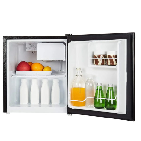 Refrigerator - AmazonBasic