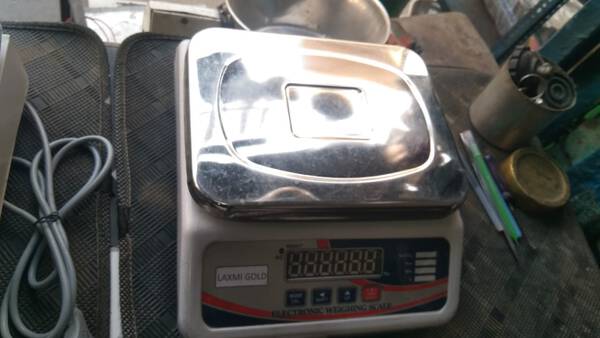Electric Weighing Scale - Laxmi Gold