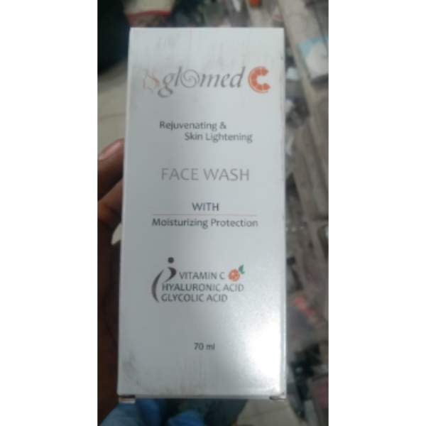 Glomed C Facewash - Ubik Solutions