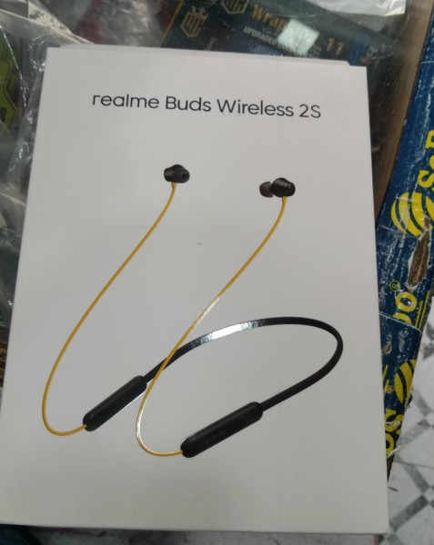 Bluetooth Earphone - Realme