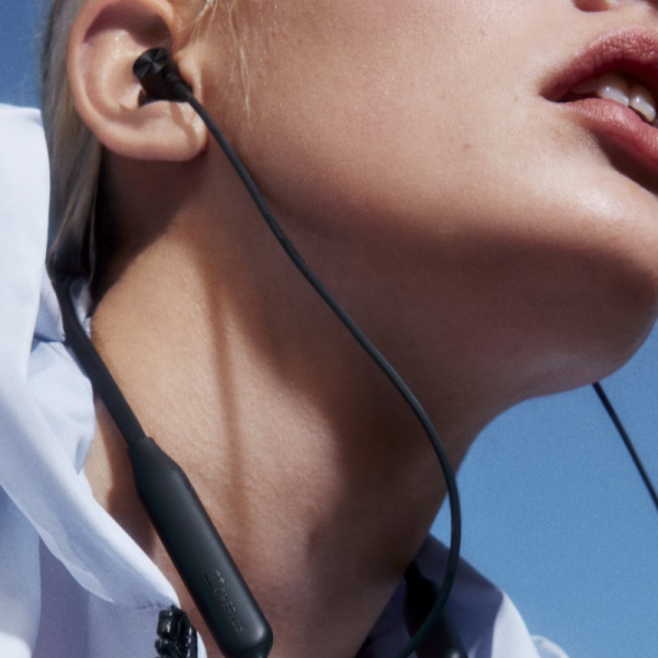 Bluetooth Earphone image 2