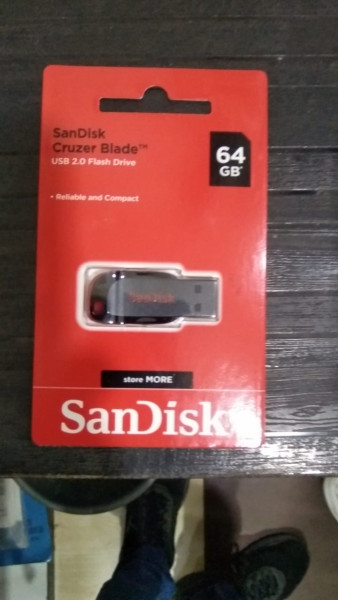 Pen Drive - Sandisk