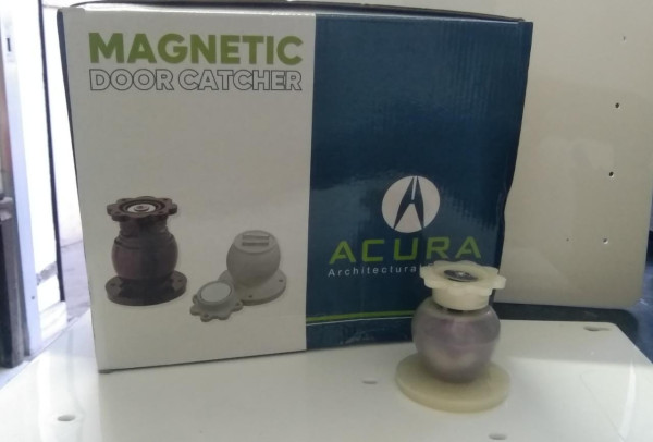 Magnetic Door Catcher - Acura