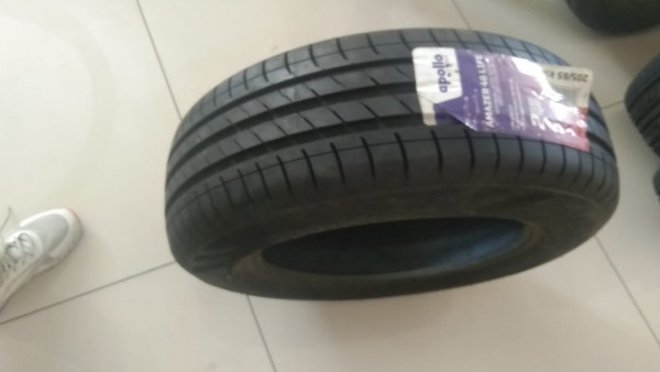 Tubeless Tyre - Apollo Tyres