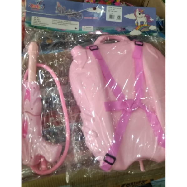 Water Tank With Gun - Star Toys