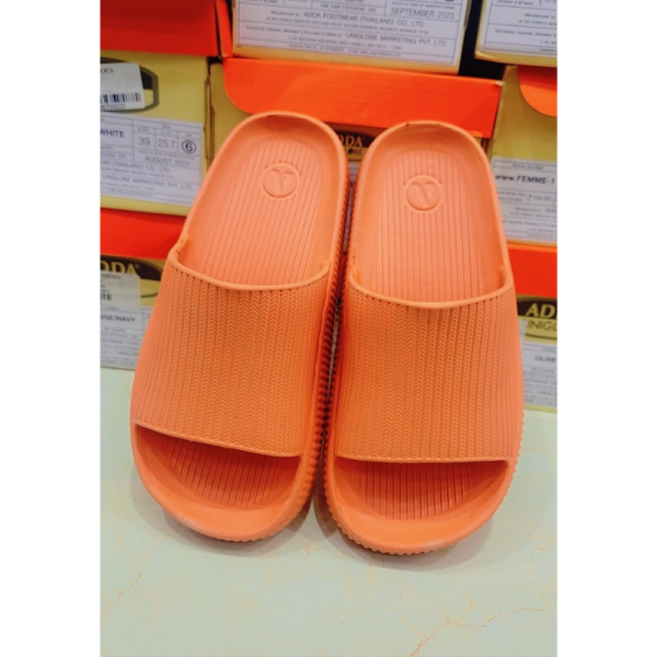Slipper - Generic