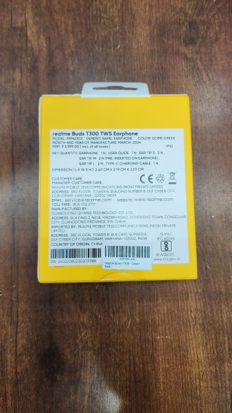 Earbuds image 4