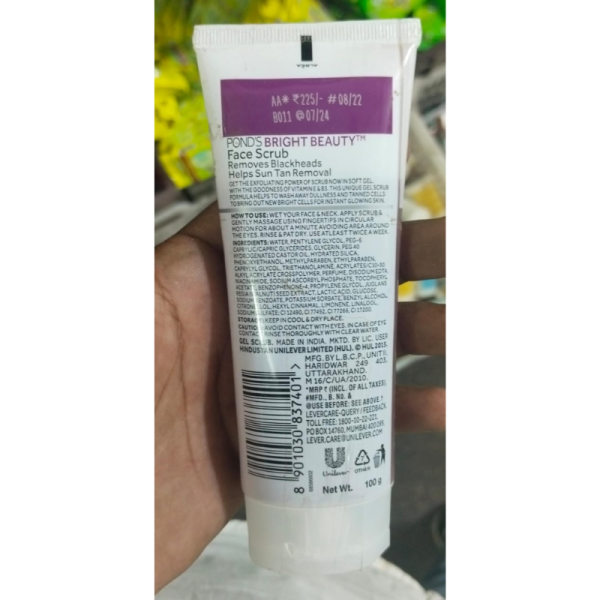 Face Scrub - Pond's