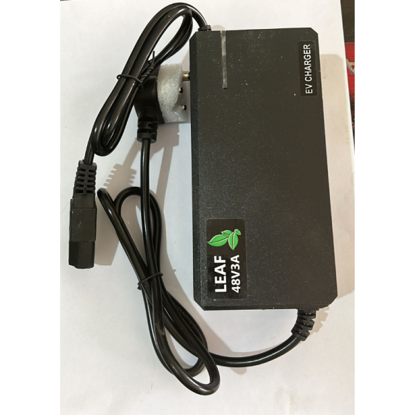 Battery Charger - Leaf