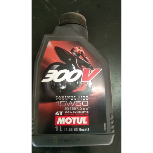 Engine Oil - Motul