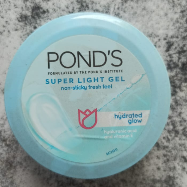 Moisturizer - Pond's