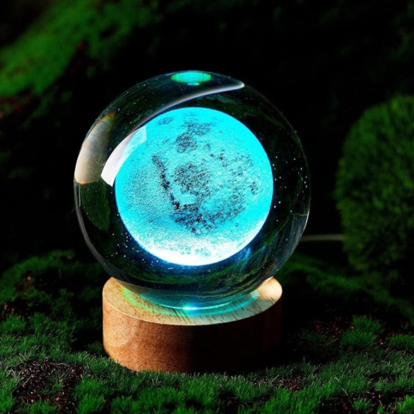 3D Crystal Ball Image