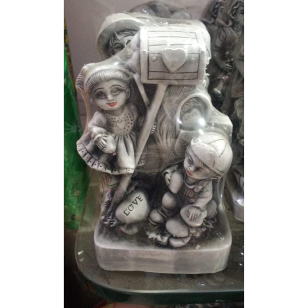 Showpiece Statue - Generic
